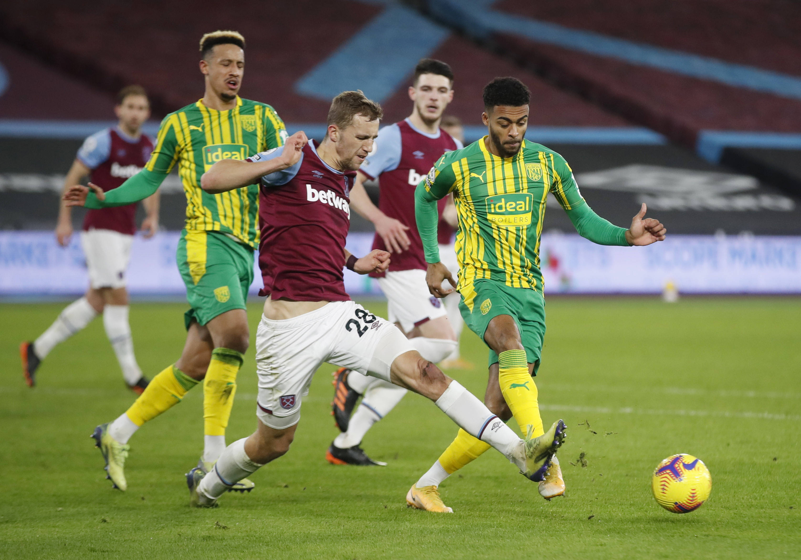 虽然佩莱格 虽然佩莱格